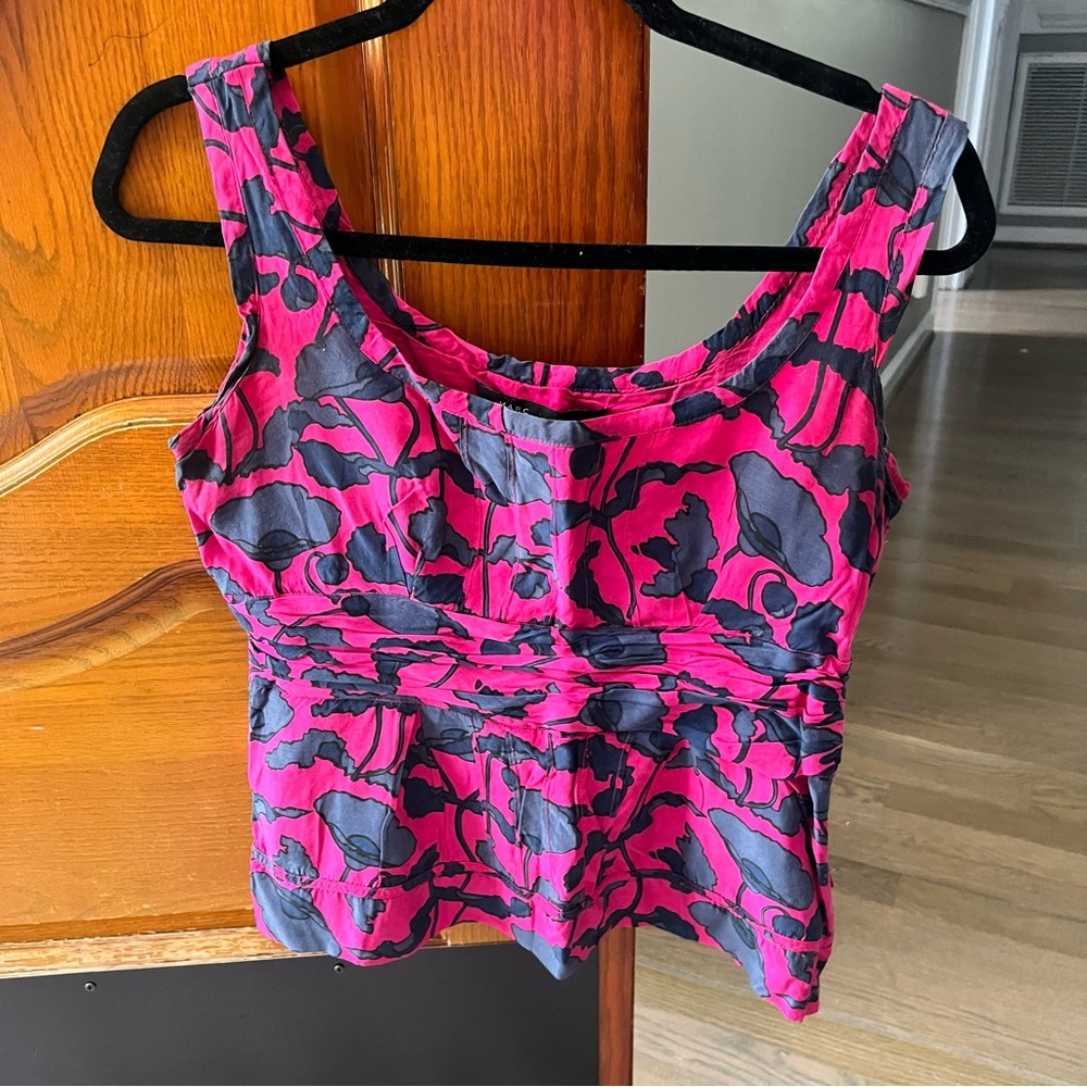 Marc Jacobs Adorable Summer Crop Top